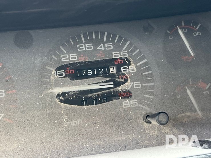 1990-jeep-cherokee-limited-image-49