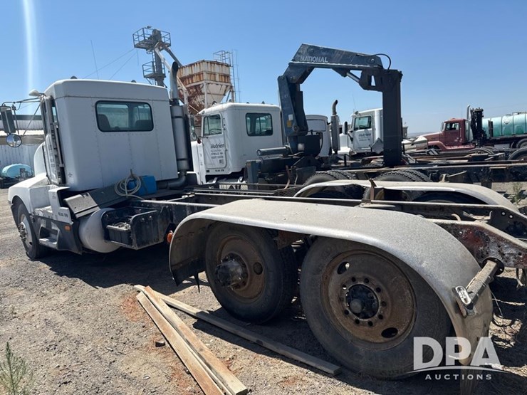 1988-kenworth-t600-image-5