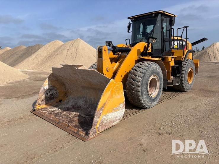 2014-caterpillar-950m-image-2