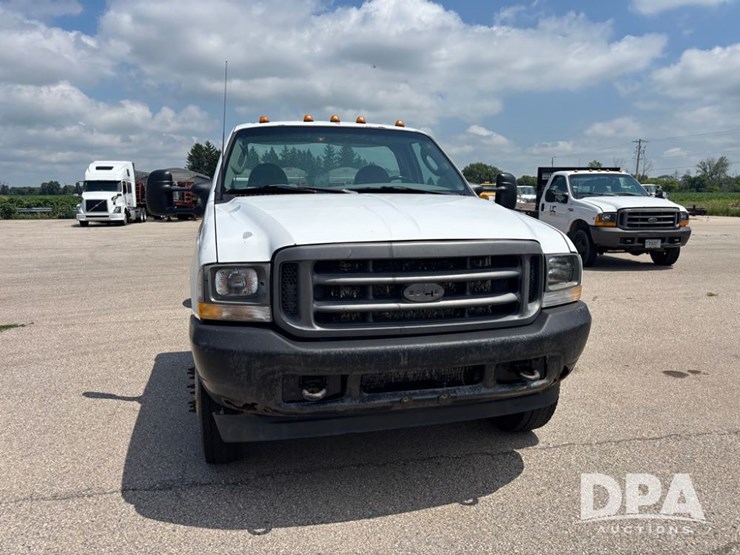 2003-ford-f450-image-14