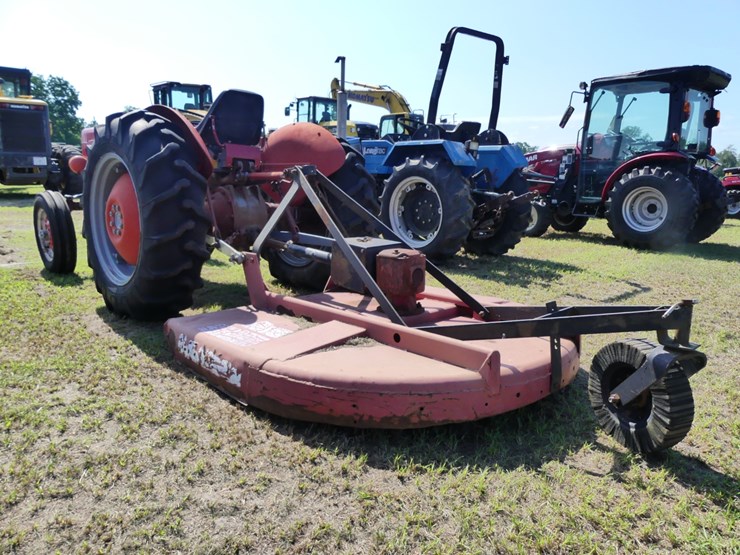 massey-ferguson-135-image-3