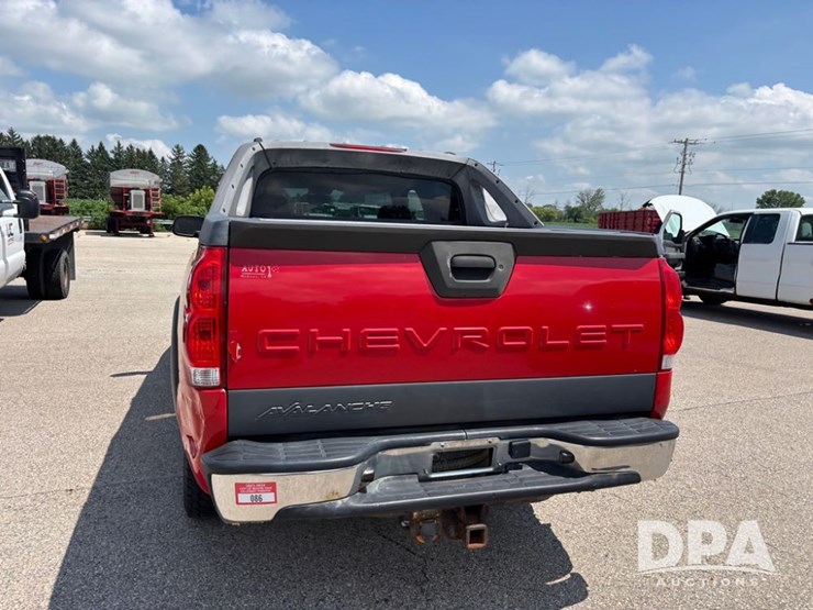 2005-chevy-avalanche-(dr11862)-image-9