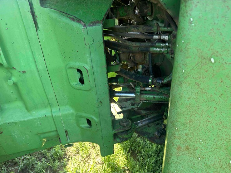 john-deere-8430-image-10