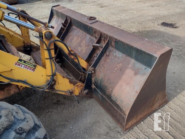 2006-jcb-215-image-18