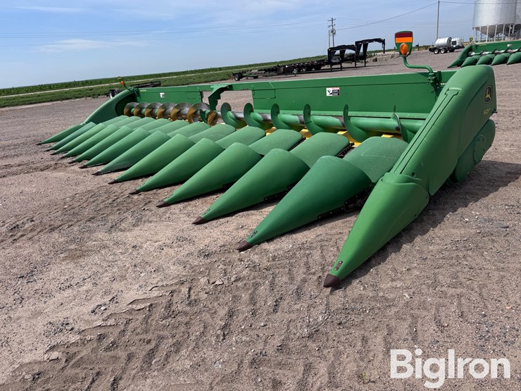 2011-john-deere-612c-image-1