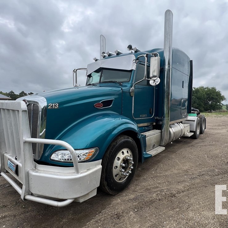 2013 PETERBILT 386