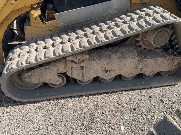caterpillar-299d2-xhp-image-11
