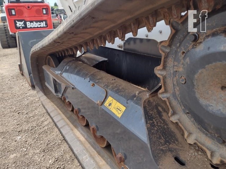 2023-bobcat-t770-image-24