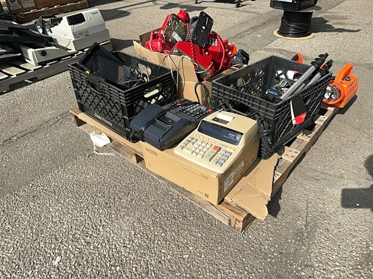 lot#-878-electornics-image-3