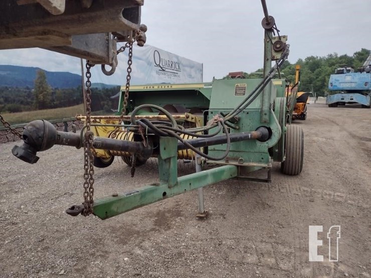 1984-john-deere-327-image-2
