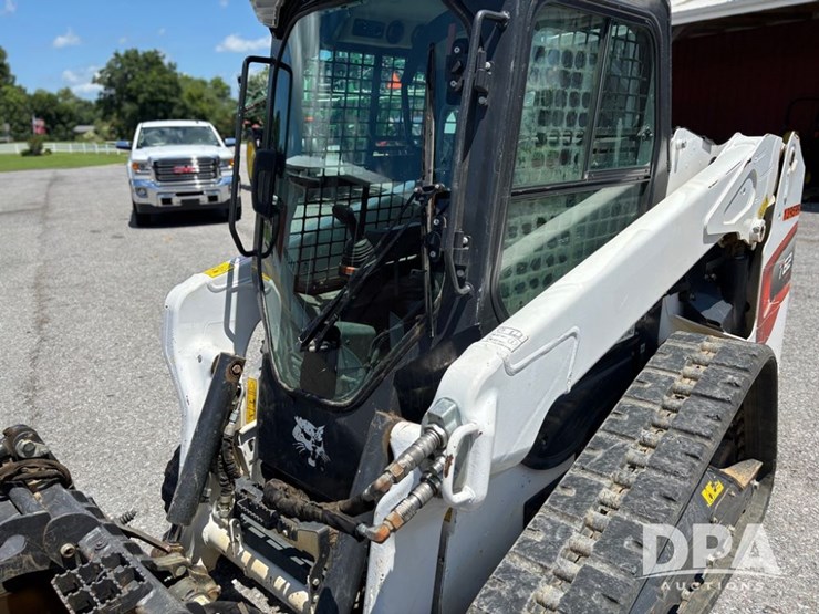 2021-bobcat-t62-image-17