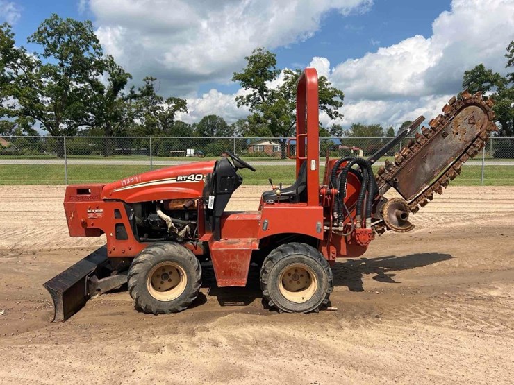 2006-ditch-witch-rt40-image-1