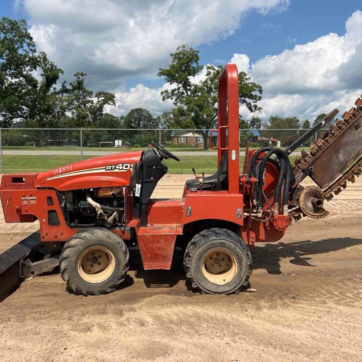 2006 DITCH WITCH RT40