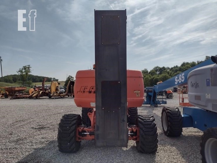 2009-jlg-800a-image-6