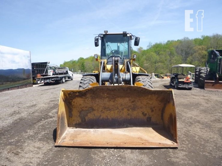 2013-deere-544k-image-2