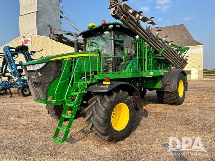 2019-john-deere-f4365-image-15
