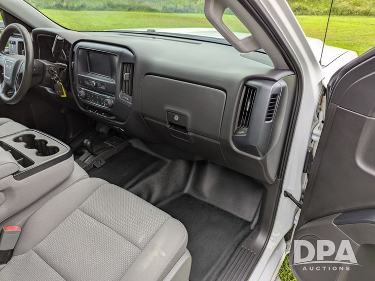 2016-gmc-sierra-pickup-(lt1366)-image-37