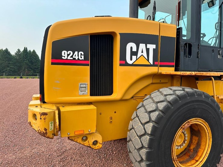 2006-caterpillar-924g-image-21