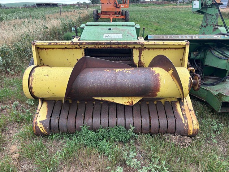 john-deere-3960-image-5