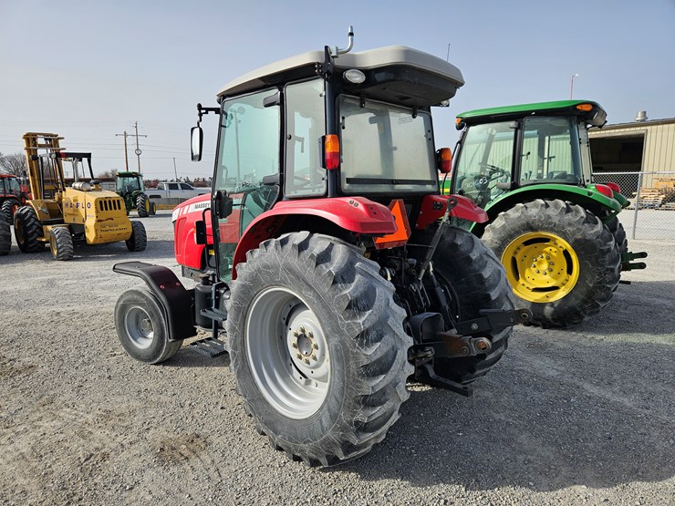 2013-massey-ferguson-4608-image-12