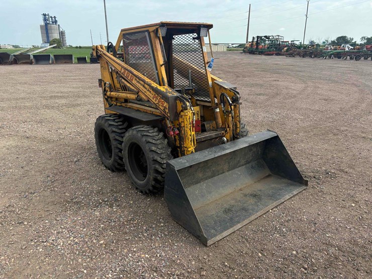 hydra-mac-inc.-1300-skid-steer-image-2