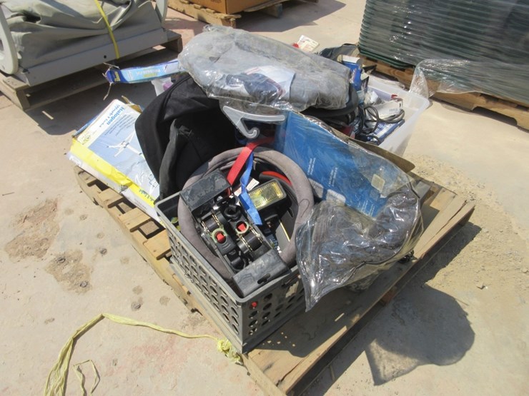 lot-of-misc-automotive-items,-image-2