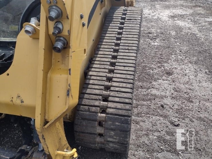 2022-caterpillar-259d3-image-26
