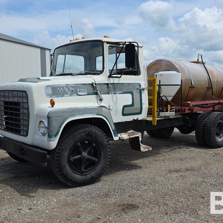 1971 Ford LN600 S/A Water Truck