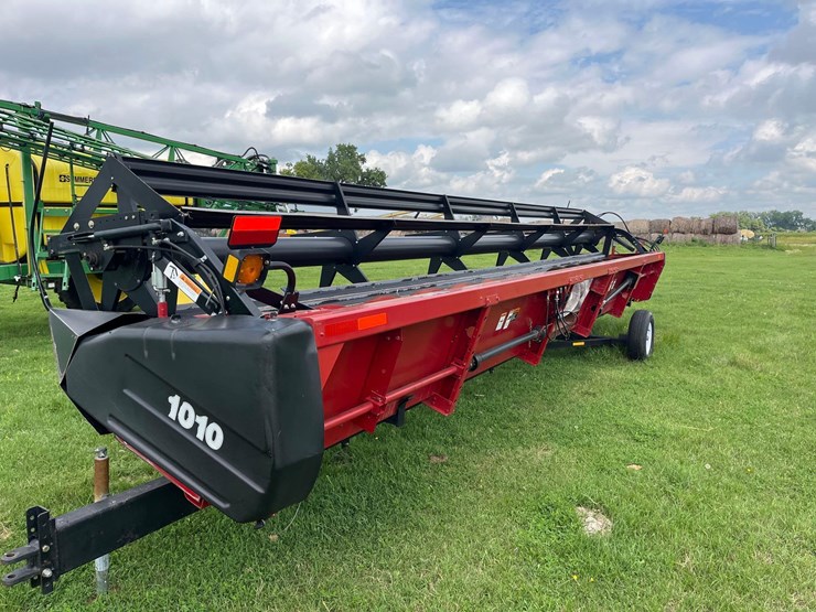 case-ih-1010-image-3