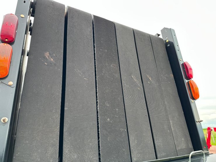 2019-case-ih-rb465-image-37
