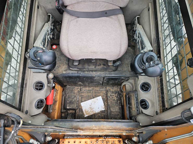 2016-case-sr210-image-8