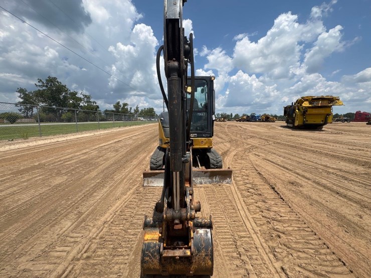 deere-35g-image-3