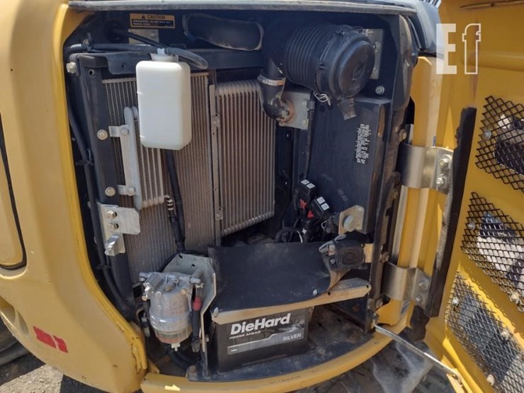 2017-deere-50g-image-43
