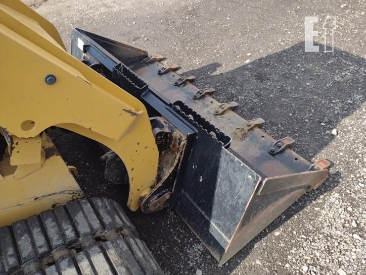 2022-caterpillar-259d3-image-17