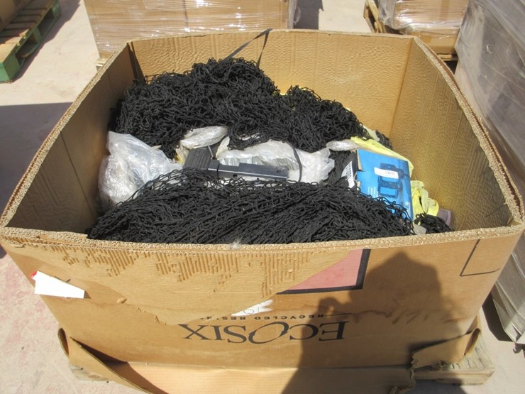 (2)-pallets-of-misc-items,-image-7