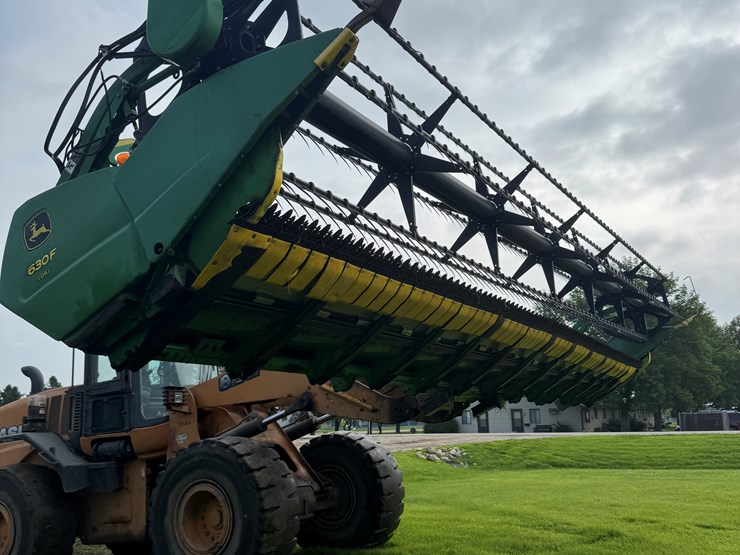 2005-john-deere-630f-image-3