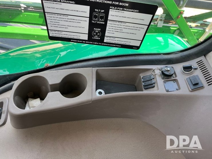 2020-john-deere-r4045-image-103
