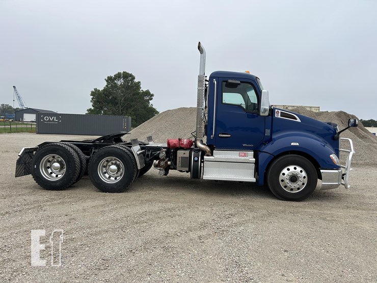 2020-kenworth-t680-image-4