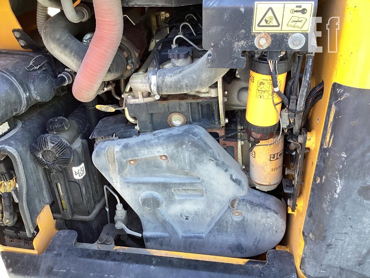 2023-jcb-270-image-12