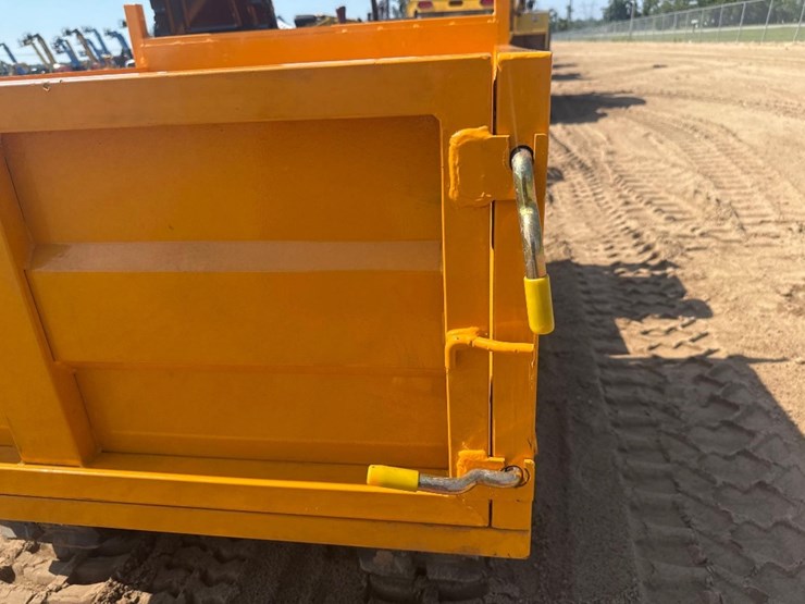 2024-ingersoll-rand-ird25-hyd-track-dumper-image-13