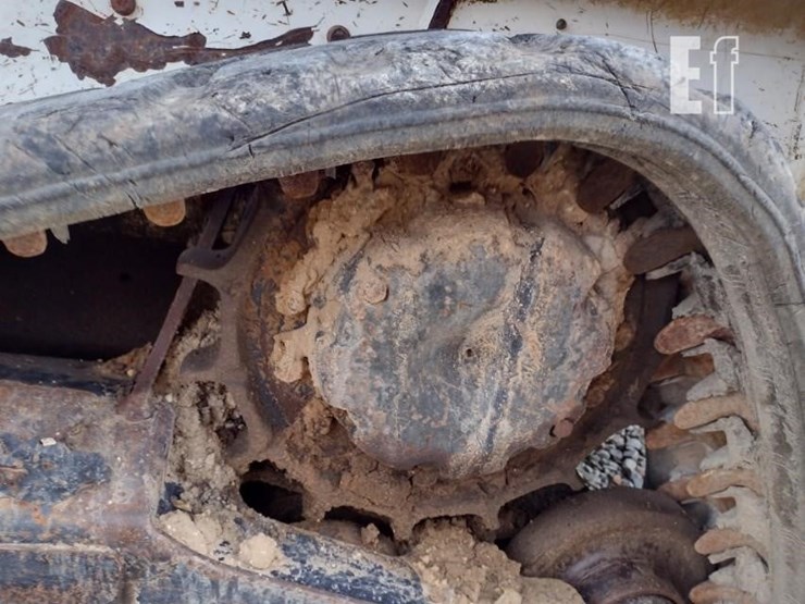 2021-bobcat-t450-image-22