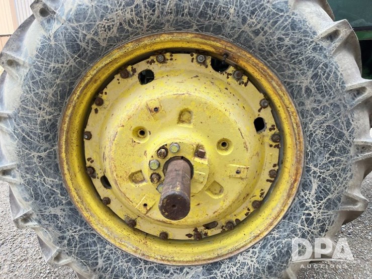 john-deere-4620-image-41