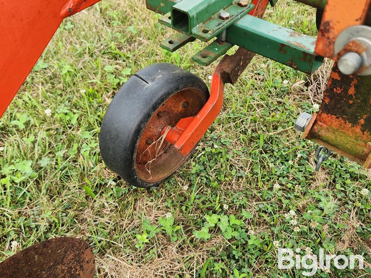 glencoe-8r30-row-crop-cultivator-image-17
