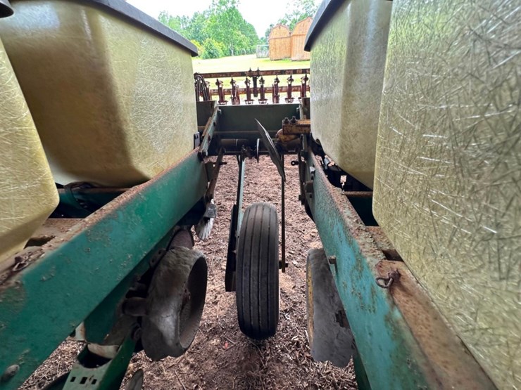 john-deere-7000-image-14