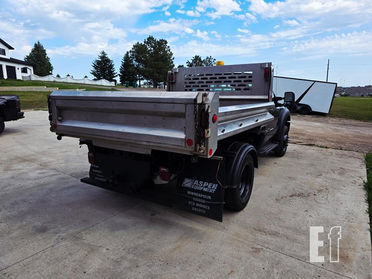 2015-ford-f550-image-3