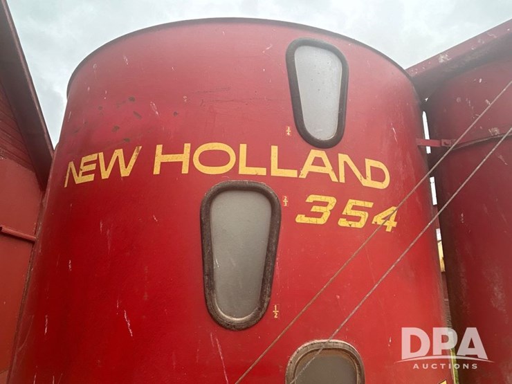 new-holland-354-image-14