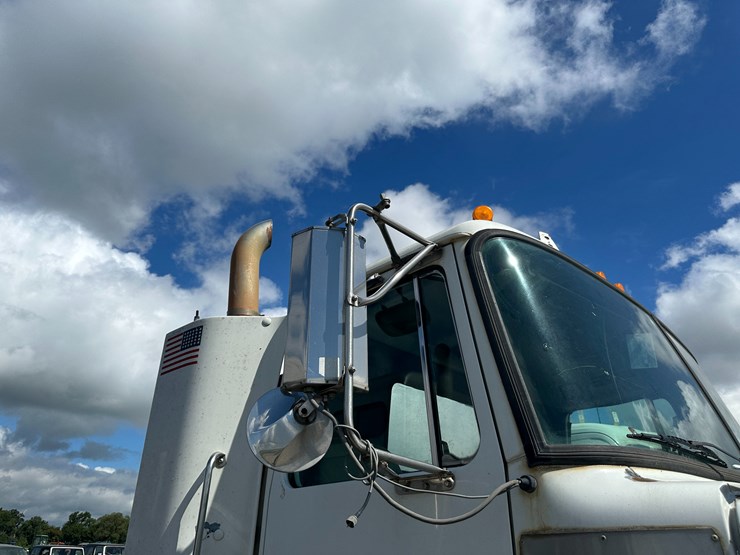 1997-cummins-m11-image-42