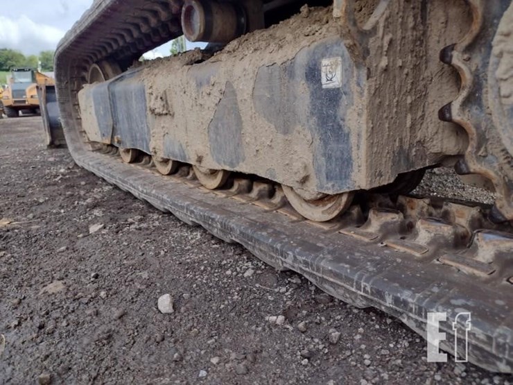 2023-yanmar-sv40-image-32