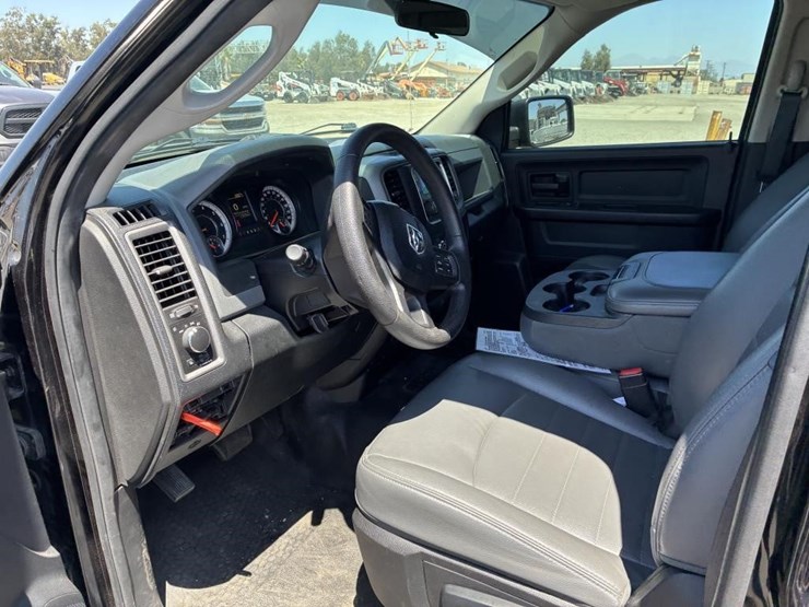 2016-dodge-ram-1500-image-12
