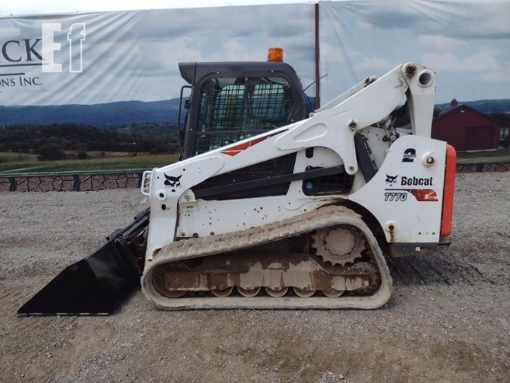 2021-bobcat-t770-image-1